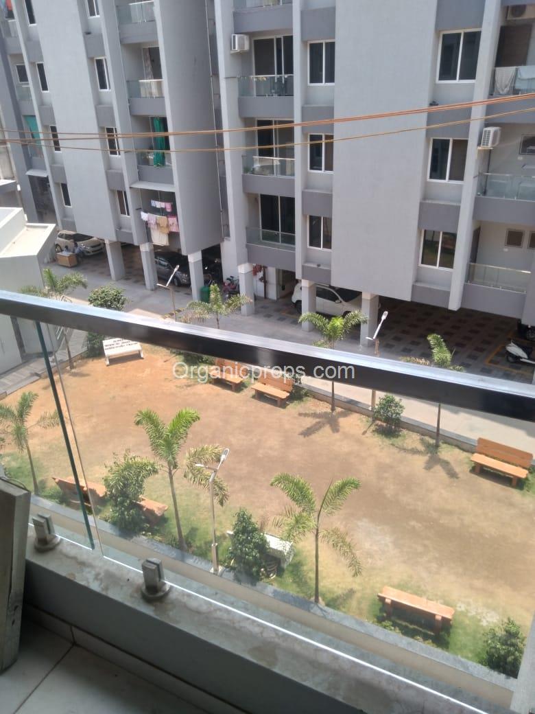 2 BHK FLAT ON SALE